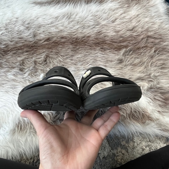 Crocs - Picture 3 of 4